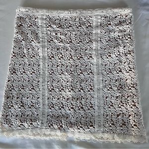 New without tags Kendall and Kylie skirt size M